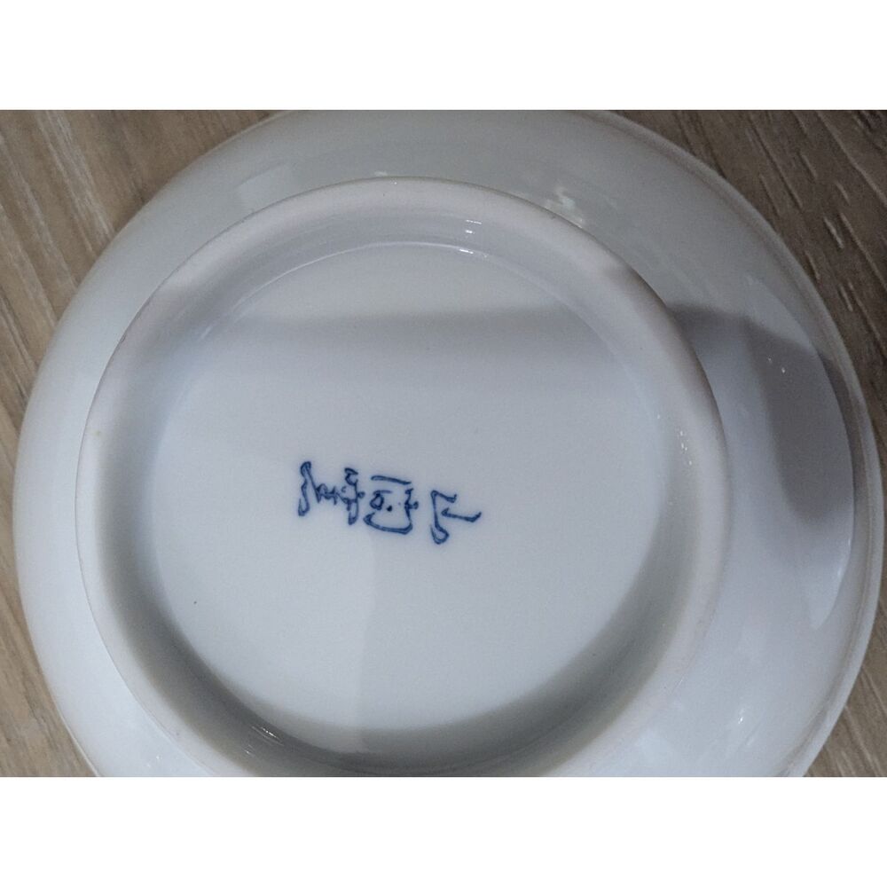 VTG Andrea by Sadek Blue White Floral Strawberry Porcelain Bowl Set of 4 Japan - Picture 8 of 12